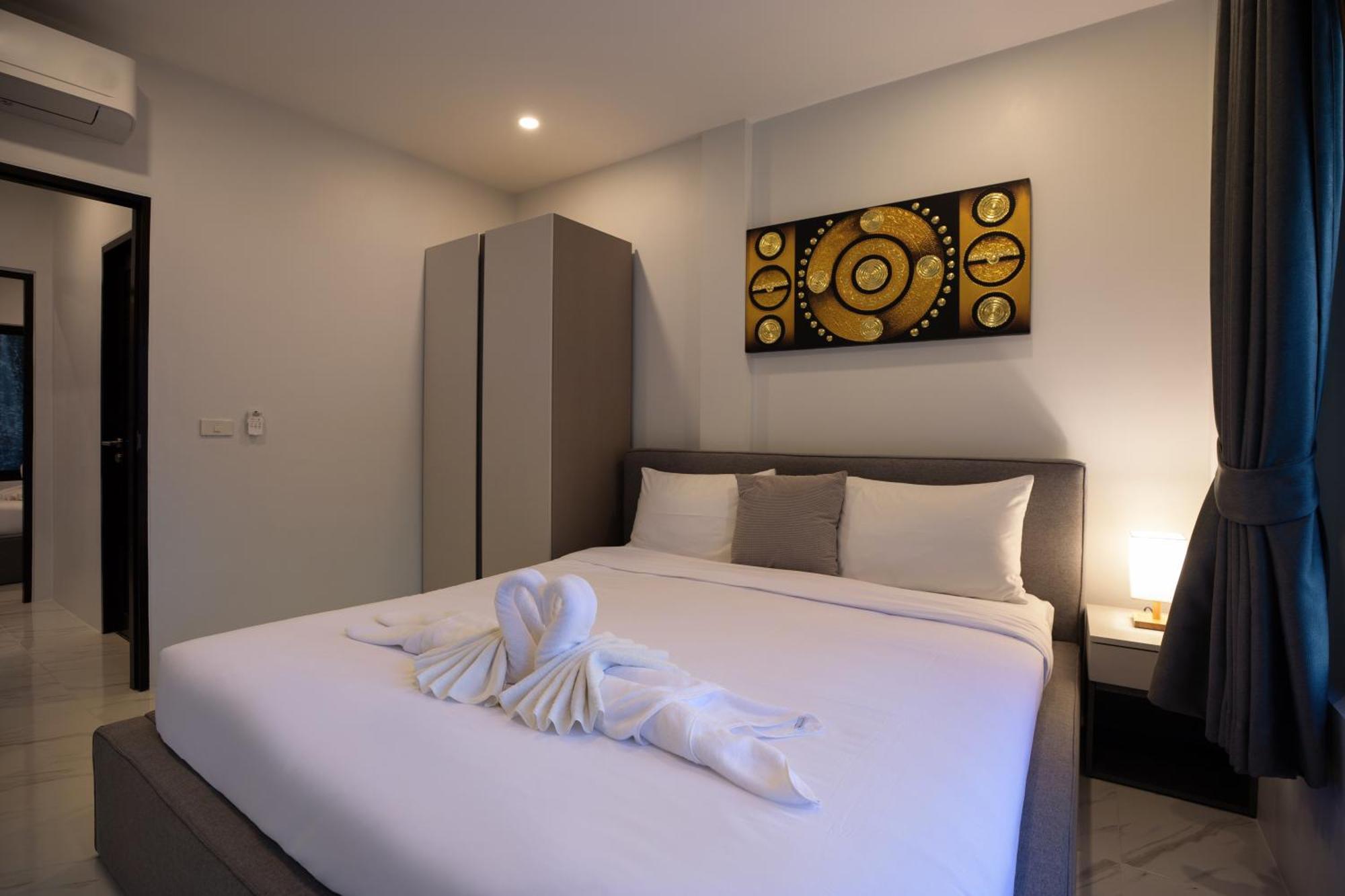 Baan Chom View Residences Kamala Beach